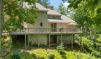 221 White Oak Trl, Banner Elk, NC 28604