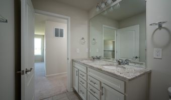 2825 Dillon Dr, Ann Arbor, MI 48105