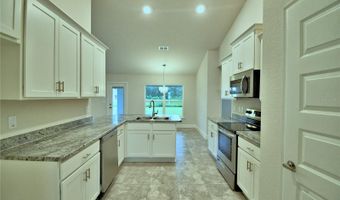 4410 JUNEBERRY Dr, Auburndale, FL 33823