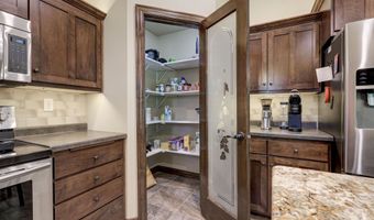 4800 N INDIGO Ln, Appleton, WI 54913