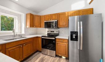 1000 E Maywood St, Brandon, SD 57005