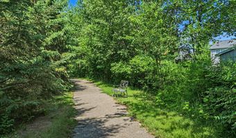 11526 Wilmington Dr, Allendale, MI 49401