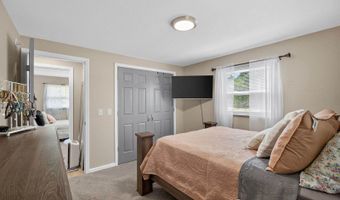 2410 Lovewood Dr, Wisconsin Rapids, WI 54494