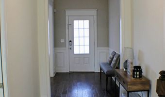878 W Union Grv, Auburn, GA 30011