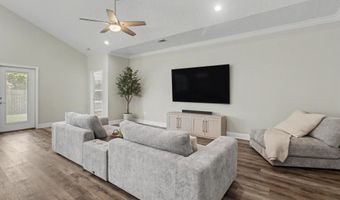 746 Waters View Dr, Biloxi, MS 39532