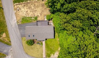 1 Bantry Ct, Alloway, NJ 07422