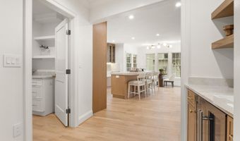 5522 LINCOLN St, Bethesda, MD 20817