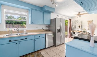 2464 SPOKANE Ave, Atlantic Beach, FL 32233