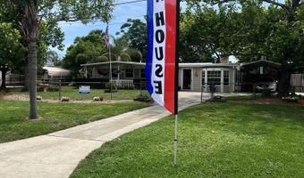 43 FORRESTAL Cir N, Atlantic Beach, FL 32233