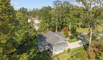 2 Wood Path Ln, Arden, NC 28704