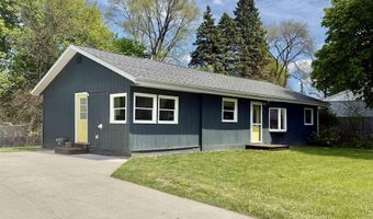 136 W Elizabeth St, Alma, MI 48801