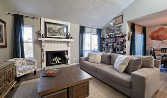 148 Sugarwood Ln, Avon, IN 46123