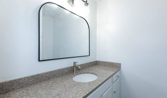 19121 Brewster Rd, Aurora, OH 44202