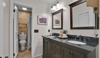 1100 Ruth Rd, Altus, OK 73521