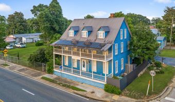 1748 Georgia St, Alford, FL 32420