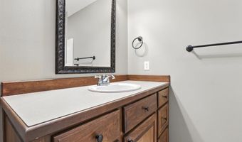 419 Sharon Oaks Ct, Benton, AR 72019