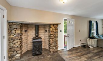 310 Dutile Rd, Belmont, NH 03220