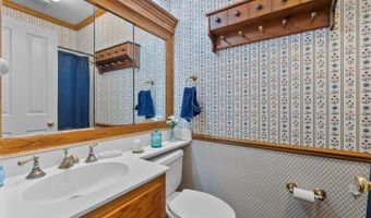 1084 Main St, Antioch, IL 60002