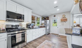 504 HARVEY Rd, Claymont, DE 19703
