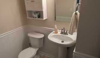39811 N Long Dr 2, Antioch, IL 60002
