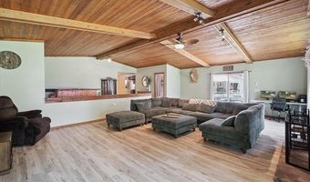 583 Market St, Algonac, MI 48001