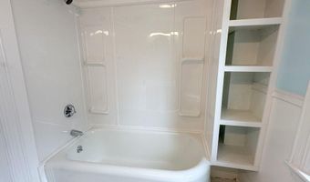70 Pearl St, Bangor, ME 04401