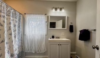 99 Coolidge Ave, Bennington, VT 05201