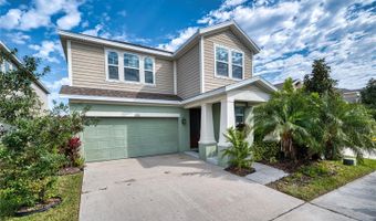 6136 VOYAGERS Pl, Apollo Beach, FL 33572