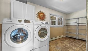 6 Hillsdale Ter, Alloway, NJ 07461
