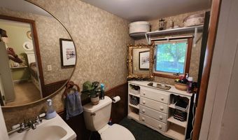 315 N Main St, Allegan, MI 49010
