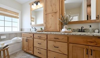 4922 Torcello Dr, Ammon, ID 83406