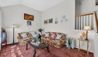 10 Frances Rd, Bayonne, NJ 07035