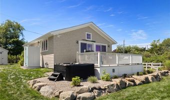 17 Goose Island Rd, Narragansett, RI 02882