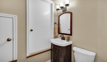 197 Consolation Dr, Millsap, TX 76066