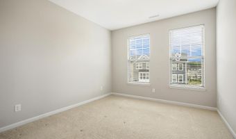 1005 Lathrop Ln, Apex, NC 27523