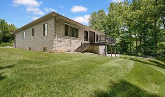 410 Crooked Stick Dr, Bedford, IN 47421