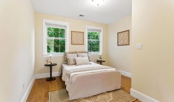 582 Trapelo Rd 582, Belmont, MA 02478