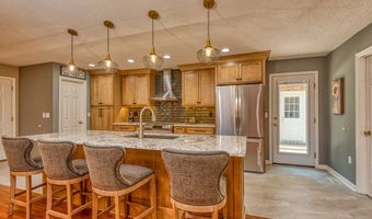 26780 Preston Place Dr, Abingdon, VA 24211