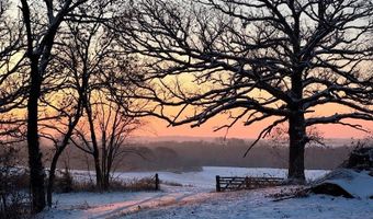 5525 Pigeon Hill Rd SE, Agency, MO 64401