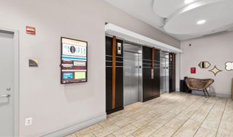 3600 S GLEBE Rd 330W, Arlington, VA 22202