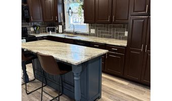 1113 10Th St, Aurora, NE 68818