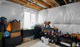 108 Boxelder Ln, Amherst, NY 14228