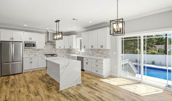 295 Coolidge Ave, Bayville, NJ 08721