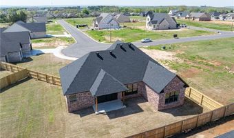 1900 Yellowstone Dr, Barling, AR 72923