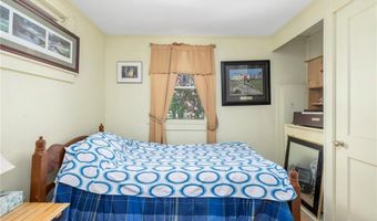 44 Kilburn St, Charlestown, RI 02813