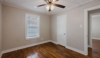 524 W Cross St, Benton, AR 72015