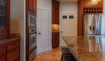 210 E 6th Ave, Escondido, CA 92025