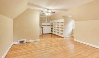 9326 W PARKHILL Dr W, Bethesda, MD 20814
