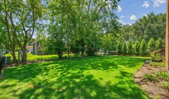 725 N Vista Dr, Algonquin, IL 60102