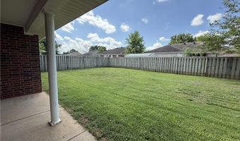 3905 SW Carriageway Ave, Bentonville, AR 72712